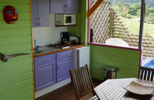 Duzer House | Charming Creole Case, Quality Service with Pool