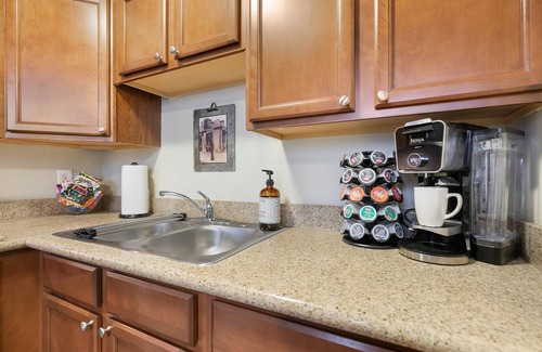 Saint Thomas Development House | Charming Creole cottage safe, parking, privacy, fenced family friend or groups,