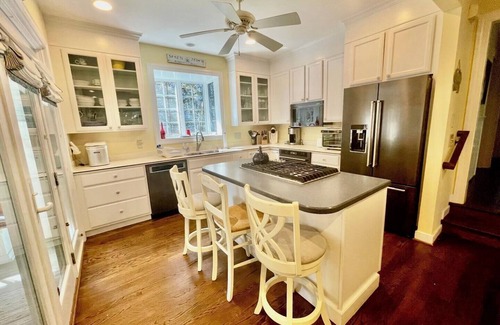 The Pines House | Charming, Dog-Friendly 5BR Home Near Beach - Ideal for Multi-Gen Vacations!