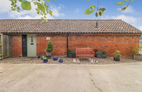 Fressingfield House | Charming dog friendly cottage in rural Suffolk
