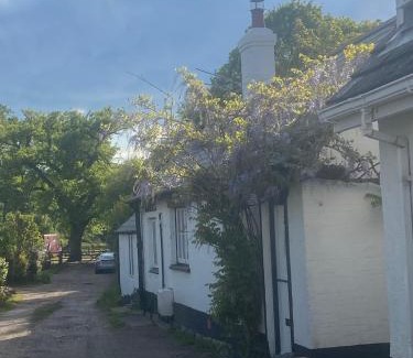 Burton House | Charming Dorset Seaside Escape