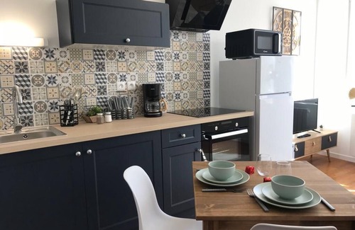 Saint-Quentin Apartment | Charming downtown apartment