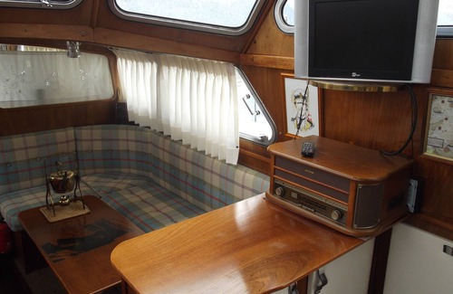 Conjux Boat Rental | CHARMING DUTCH STAR - Lac du Bourget