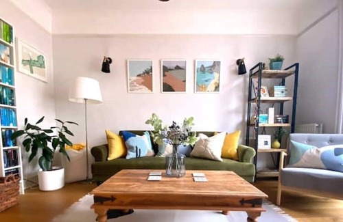 Cleveland House | Charming Ealing Garden Flat With Stylish Interiors