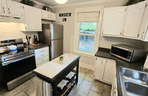 Marquette House | Charming East side-Marquette Home Convenient to Beach, Nmu & Hospital