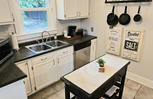 Marquette House | Charming East side-Marquette Home Convenient to Beach, Nmu & Hospital