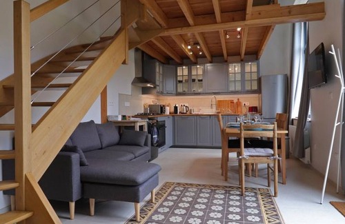 L'Aigle Apartment | Charming Estate for Wellness and Sports in L'Aigle