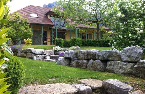 Menthon-Saint-Bernard House | Charming family home,(6bed-4bath) quiet, refined, lake and mountain views,