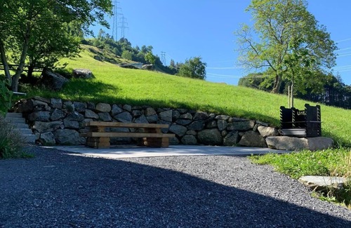 Sisikon Ski Chalet | Charming farmhouse with beautiful mountain panorama