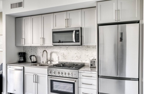 Downtown Seattle Apartment | Charming First Hill 1BR w/Gym & Coworking, by Blueground