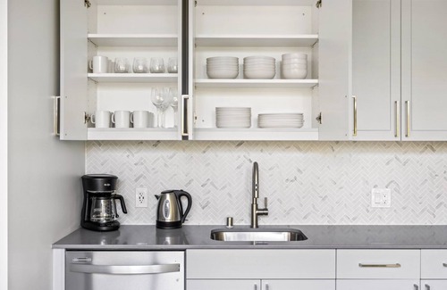 Downtown Seattle Apartment | Charming First Hill 2BR w/Gym & Coworking, by Blueground