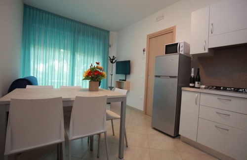Rosolina Mare Apartment | Charming flat for up to 6 guests near the beach