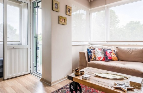 Besiktas Apartment | Charming Flat w Balcony 5 min to Zorlu Center