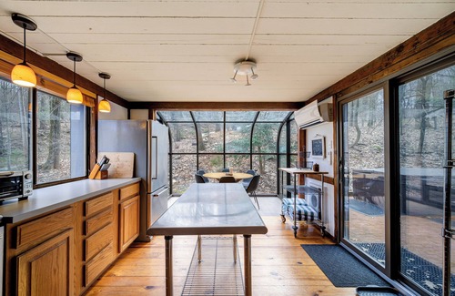 Cornwall Cabin | Charming Forest Getaway near West Point & Storm King