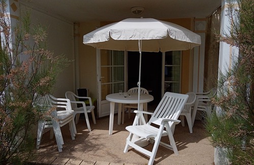 Bourgenay Apartment | Charming T2 ground floor with heated pool