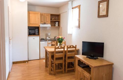 Giez Apartment | Charming Giez Apartment