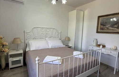 Dicomano House | Charming Guest Room in Villa Casavecchia