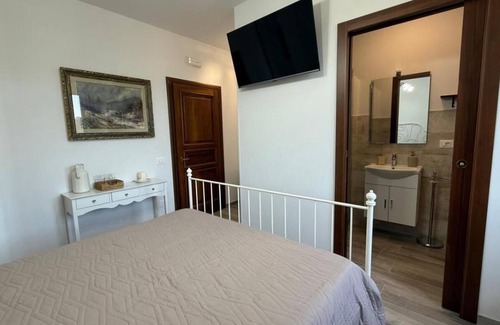 Dicomano House | Charming Guest Room in Villa Casavecchia