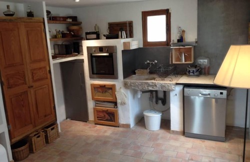Caromb Cottage | Charming guesthouse amidst vineyards