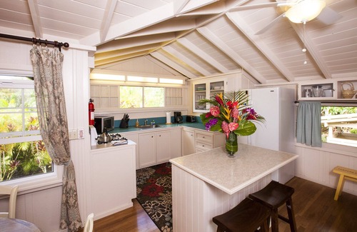 Hanalei Cottage | Charming Hanalei Beach Cottage Walk to town & the Beach! TVNC-1091