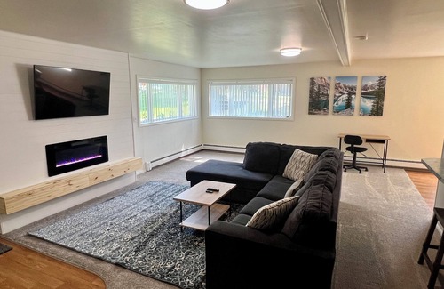 Eagle River Condo | Charming hillside duplex with plenty of space