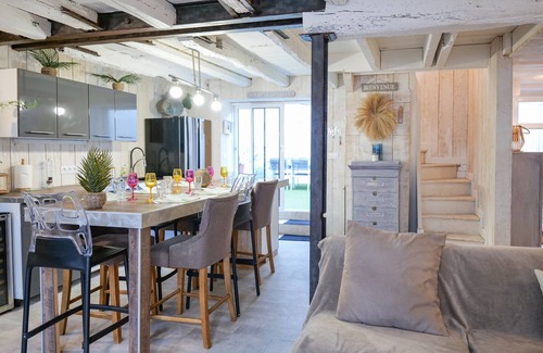 Bourgenay Ski Chalet | Charming house - city center - 8 people