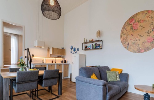 Kaatsheuvel House | Charming holiday home in Kaatsheuvel with hot tub