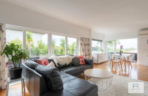 Forrest Hill House | Charming Home Forrest Hill