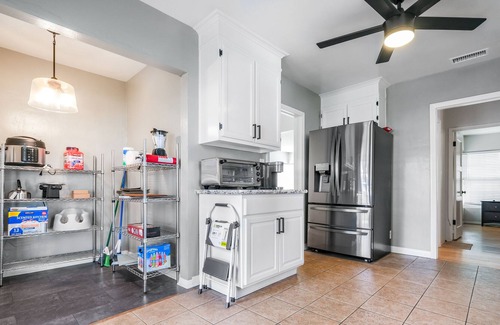 Fullerton House | Charming Home Near Disney!