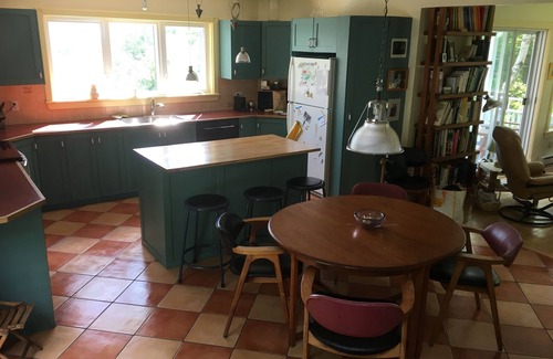 Bolton-Ouest Ski Chalet | Charming Home, Panoramic Mountain Views, Ideal For Family