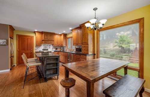Penngrove House | Charming home with amazing view, deck, & wood-burning fireplace