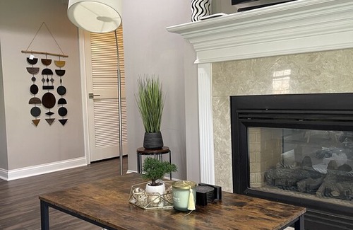 Prospect House | Charming home with hot tub, patio & lush green backyard
