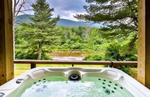 Hunter House | Charming Home with Majestic View