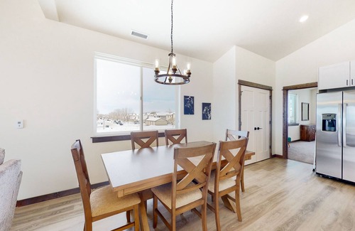 Bozeman House | Charming home with mountain view, fireplace, balcony, & washer/dryer