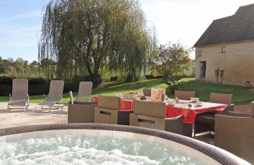 Le Pin-la-Garenne Cottage | Charming house with garden and spa in the heart of Perche