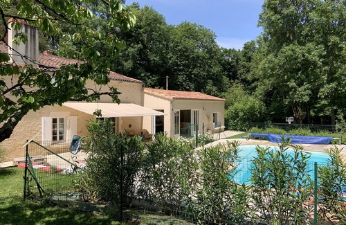 Xanton House | Charming house, swimming pool, countryside, halfway between La Rochelle and Puy-du-Fou
