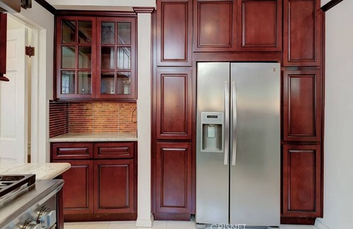West Los Angeles House | Charming House Ideally Located in West Los Angeles.