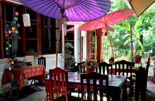 Chiang Mai House | Charming House In A Villa - Chiangmai Homestay