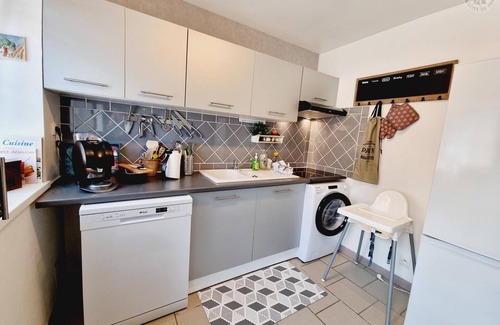 Cartignies Cottage | Charming House in Avesnois with Garden, Parking, and Nearby Amenities