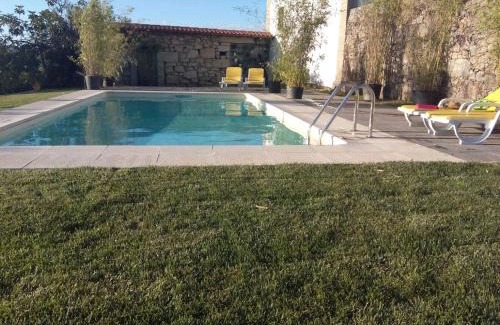 Povoa de Lanhoso House | Charming House in Covelas with Pool and Mountain View