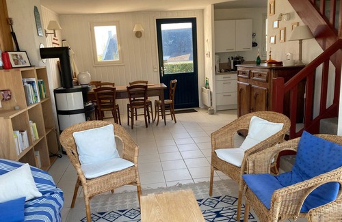 Locmaria House | Charming House with Large Garden, 800m from Grands Sables Beach