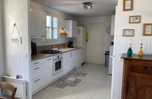 Locmaria House | Charming House with Large Garden, 800m from Grands Sables Beach