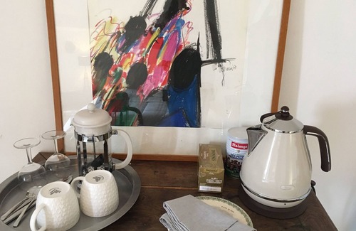 Aujols House | Charming independent room in an 18th century Mas with swimming pool near Cahors