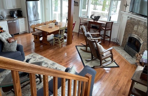 Mirror Lake Cottage | Charming Lakefront Cottage on Winter Harbor – Your Perfect Escape
