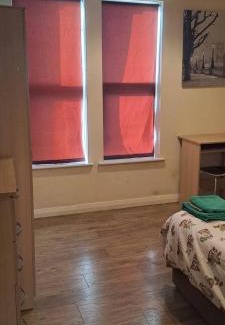 Thorpe Satchville House | Charming Leicester Guest Room with Shared Facilities
