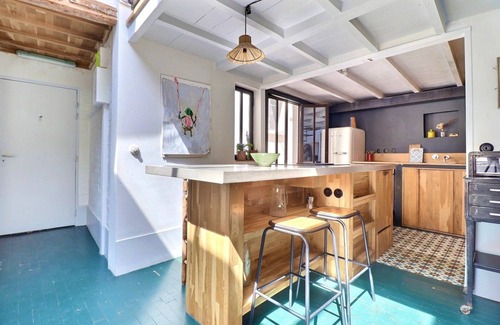 Porte-Saint-Martin Apartment | Charming Loft Apartment by Canal Saint Martin