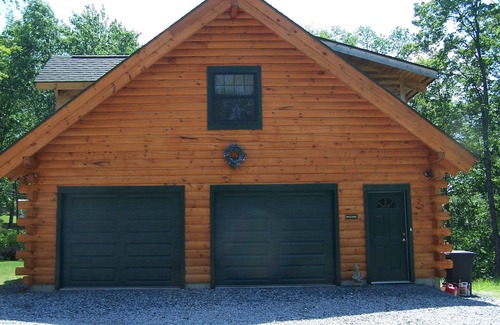 Woodstock Apartment | Charming Log Cabin Apartment in Woodstock Village