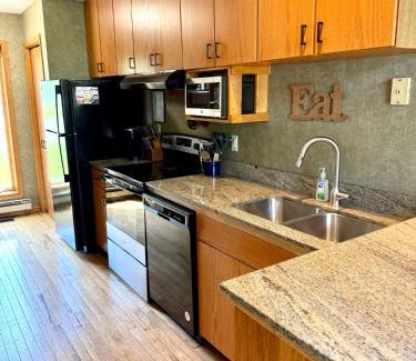 Lutsen House | Charming Lutsen Mountain Townhome with Pool Access