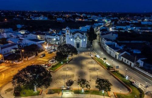 Luz de Tavira Apartment | Charming Luz House - T2 apartment with jacuzzi