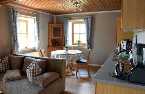 Stockheim Apartment | Charming meets modern - Linde holiday flat